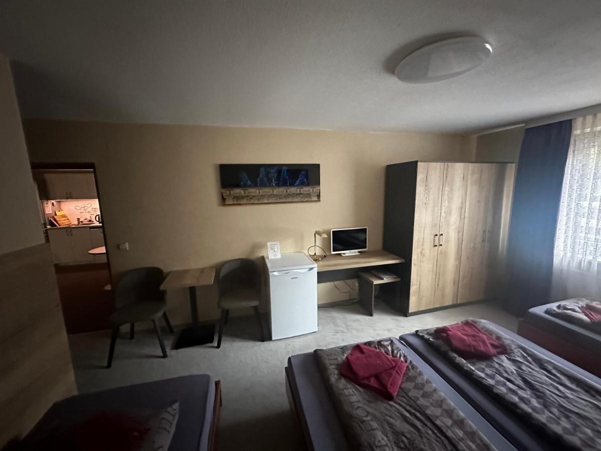 Hotel Pension Pamina Berlin Extérieur photo