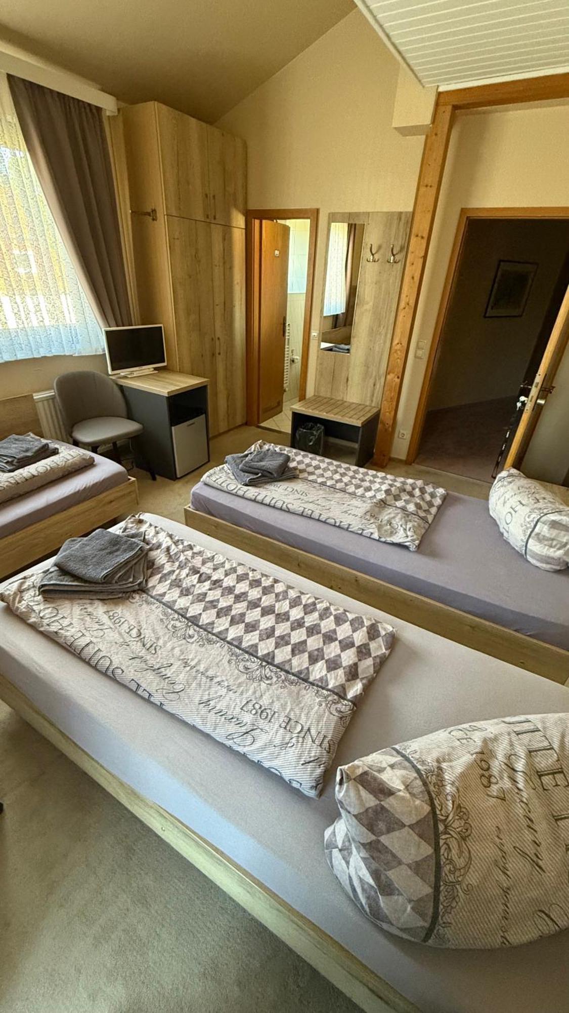 Hotel Pension Pamina Berlin Extérieur photo